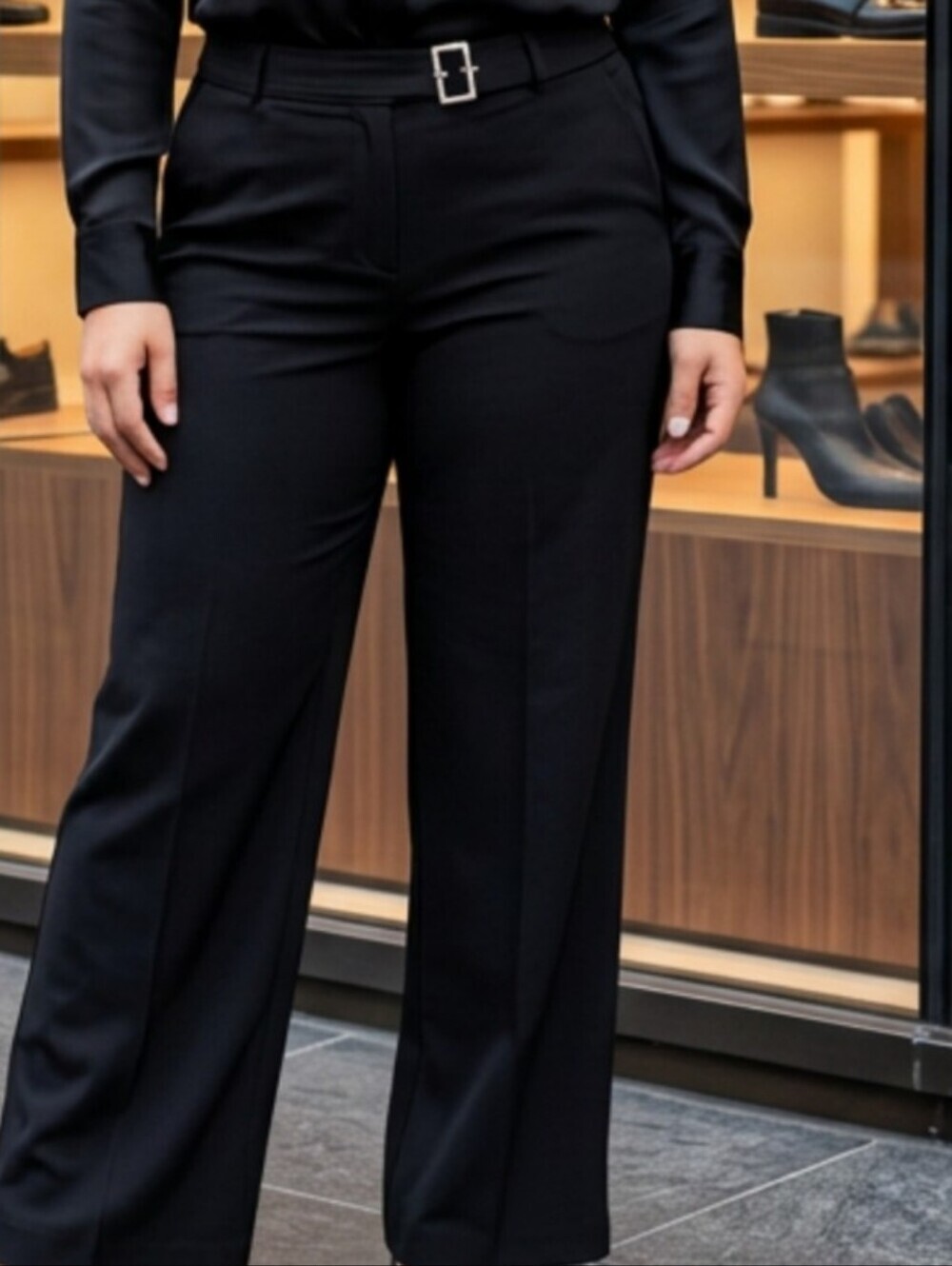 Wide Leg Belted Trouser